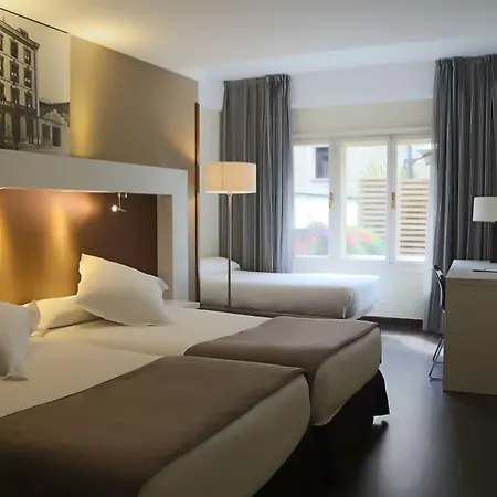 Gran Espana Hotel 4*