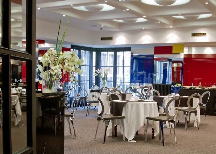 Готель Gran Espana 4*