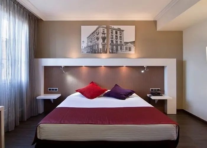 Готель Gran Espana 4*